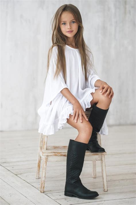 kristina pimenova la modelo de 8 años proclamada como “la niña más bonita del mundo” viste la