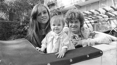 monkees micky dolenz   laurel canyon home  late wife samantha  daughter amy