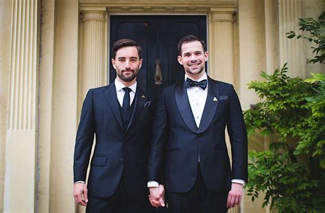 Genç Eşcinsel Erkeklerin 92 Si Evlenmek Veya Tek Eşli Bir