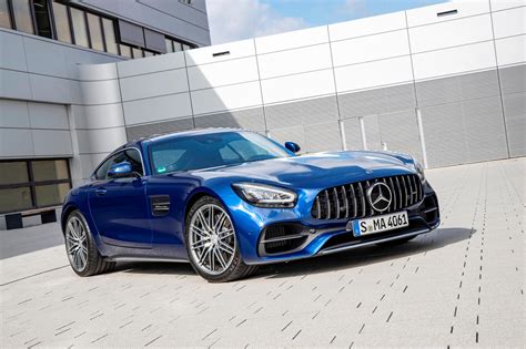 mercedes amg gt  coupe  sale  amg gt amg gt  coupe      carbuzz