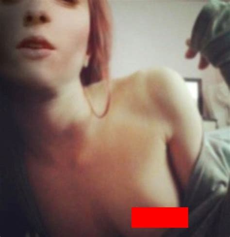 english actress sophie turner leaked nude photos