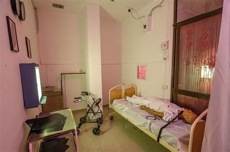 psychiatric ward escape room  lviv ukraine nowescape