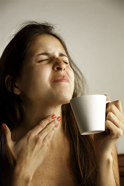 soar throat remedy gargle for sore throat sore throat