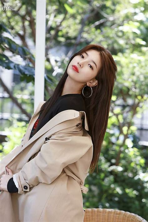 pictures of suzy bae for cosmolitan october 2017 issue