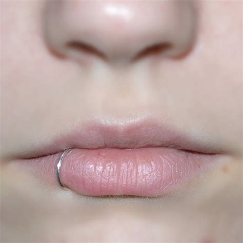 Pretty Hoop Lip Rings