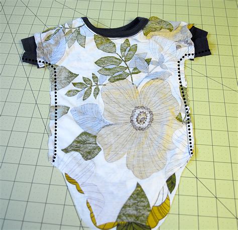 printable baby onesie sewing pattern minoomikelea