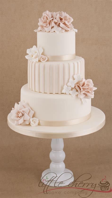Roses And Stripes 3 Tier Wedding Cake — Round Wedding Cakes Wedding