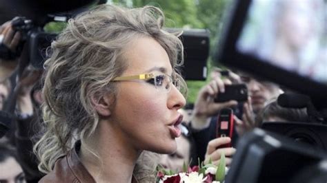 Ksenia Sobchak La Paris Hilton Rusa Que Presenta Reality Shows E