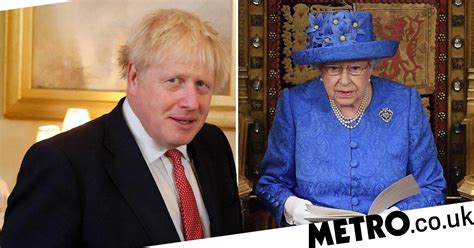 boris johnson set  put brexit deal  queens speech metro news