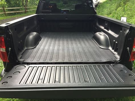 simple truck bed mat protect  truck dualliner bedliners  ford chevy dodge