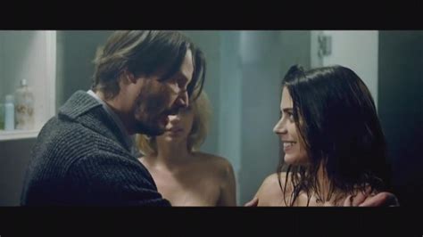 Keanu Reeves Stars In Erotic Thriller Knock Knock Euronews