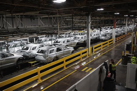 ford recalls small number  workers  preparation  factory reopenings