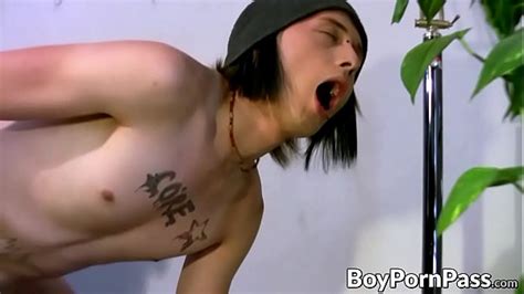 Sexy Emo Twinkies With Tattoos Go Wild In Bareback Action Xvideos Com