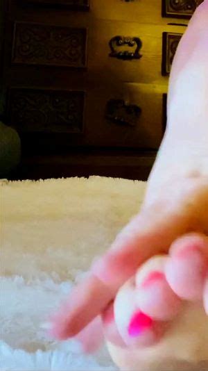 Watch Dgsheh Feet Feet Joi Fetish Porn Spankbang