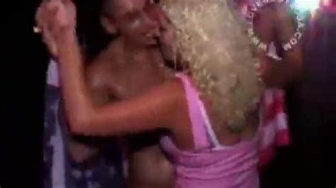 drunk wife likes to suck male stripper dick porn videos