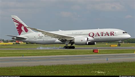 bcc qatar airways boeing   dreamliner photo  roman eisenreich id