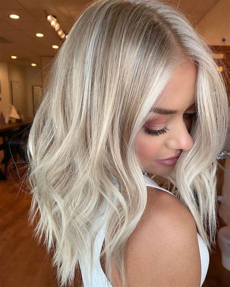 47 unforgettable ash blonde hair looks that are trendy in 2022