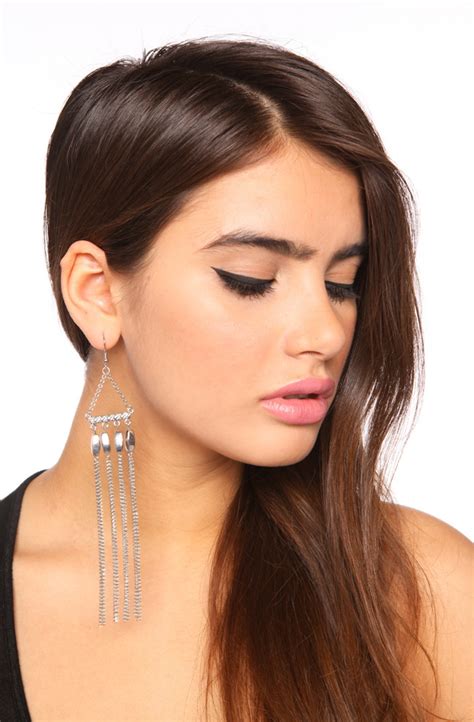 beautiful earrings  wear   fashiontastycom