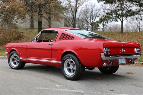 ford mustang fastback  speed  sale  bat auctions sold    february