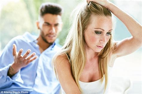 tracey cox reveals the 22 signs that your relationship is over daily mail online