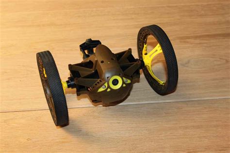 video test mini drone parrot jumping sumo