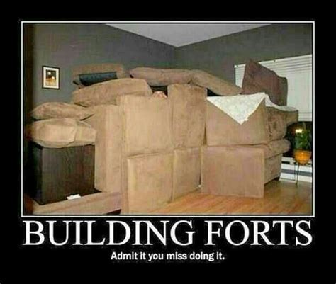 Pin By Rebecca Mccullough On Bestest Memes Pillow Fort Funny