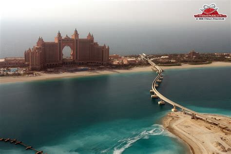 atlantis  palm photographed reviewed  rated   theme park guy