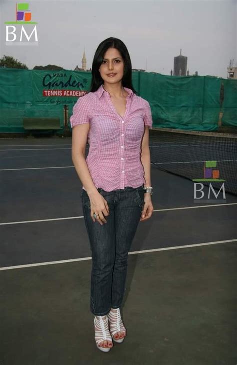 Spices Girls Pictures Zarine Khan S Nice Pictures