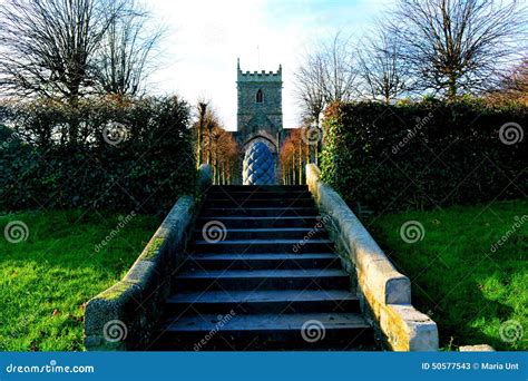 oude st peter kerktreden  kasteelpark bristol engeland stock afbeelding image