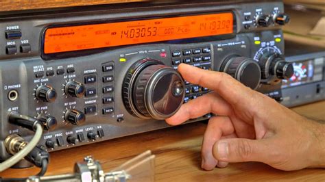 7 amazing things you can do with ham radio alwaysreadyhq