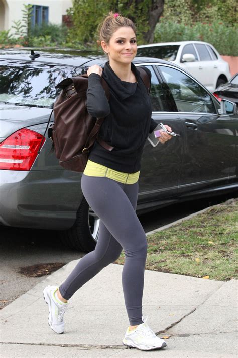 maria menounos in tights arriving at a gym in los angeles