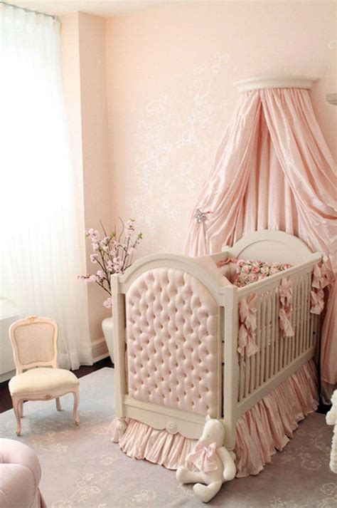 awesome babybetten mit luxus baldachin mit rosa wandbild tapete