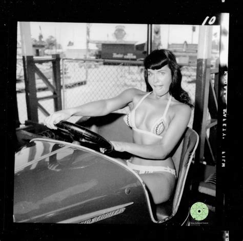 bettie page shot in 1954 by bunny yeager bettie page