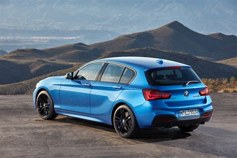 world premiere bmw  series facelift   editions