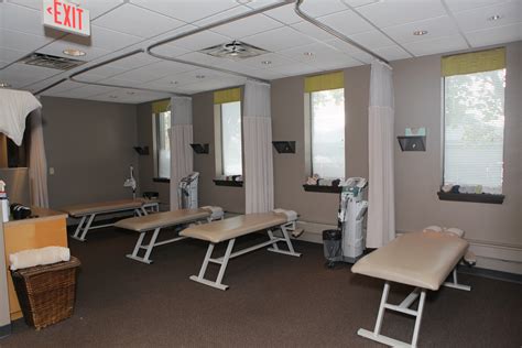 massage therapist tables goodyear chiropractic health center
