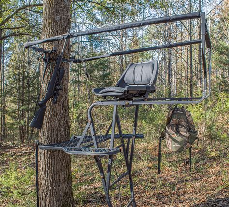skunk ape tree stand ladder tree stand deer stand hunting stand