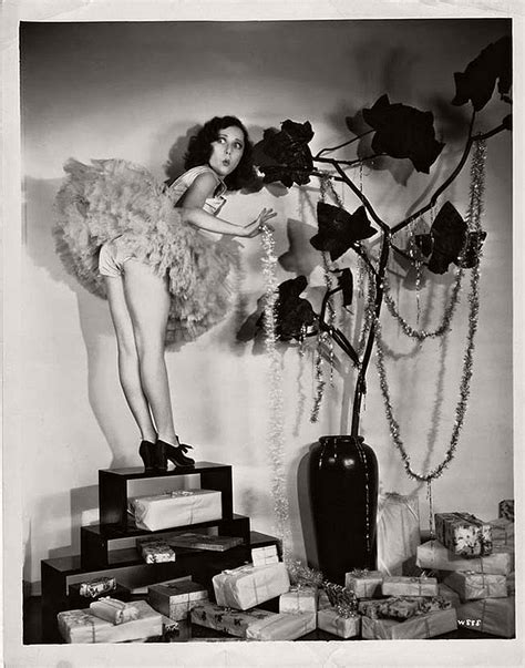 Vintage Hollywood Christmas Pin Up Girls Monovisions