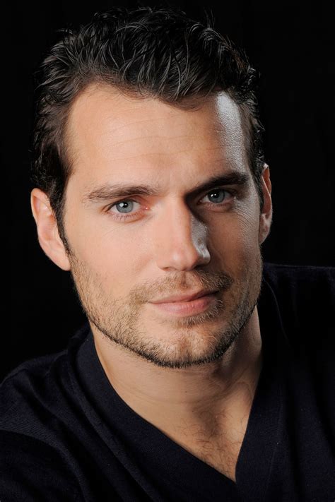 henry cavill profile images