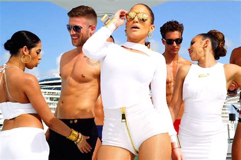 Jennifer Lopez Debuts I Luh Ya Papi Video