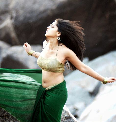 anushka shetty hot in backless blouse photos and navel show hd stills saree below navel photos
