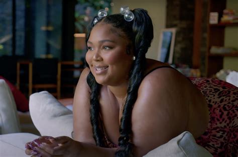 love lizzo    lizzos hbo max documentary