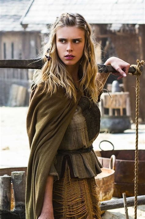 mademoisellelapiquante “gaia weiss as Þorunn in vikings season 3