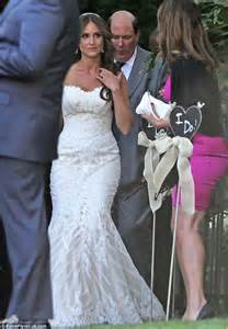 Emily Blunt Looks Pin Thin At Brian Baumgartner S Wedding