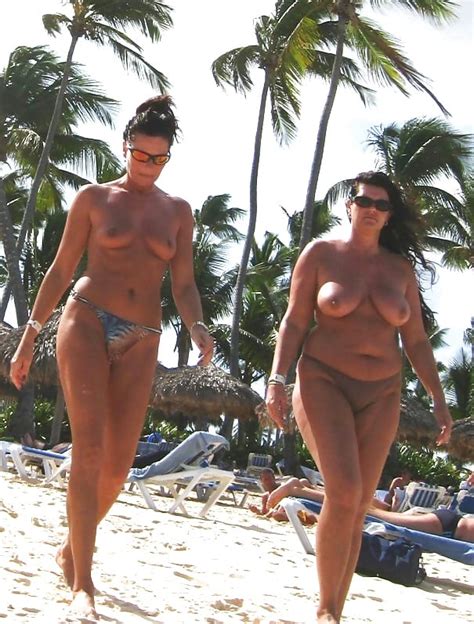 topless women in the dominican republic 53 pics