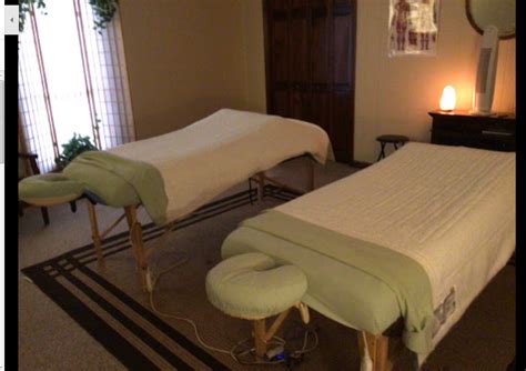 lucky massage spa contacts location  reviews zarimassage