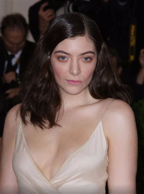 lorde braless 13 photos thefappening