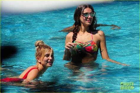 Hailey Baldwin Has Some Pool Time In Miami Photo 983219