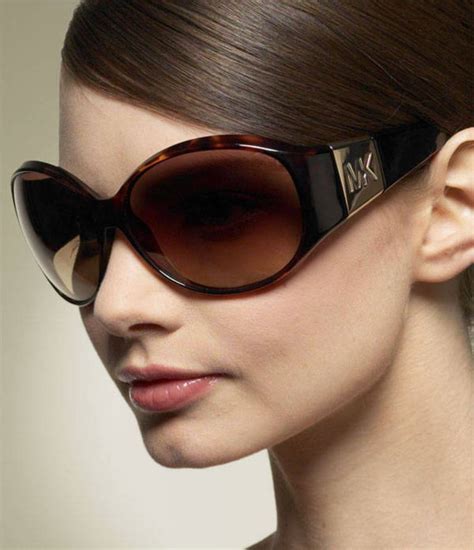 20 hottest women s sunglasses trending for 2022