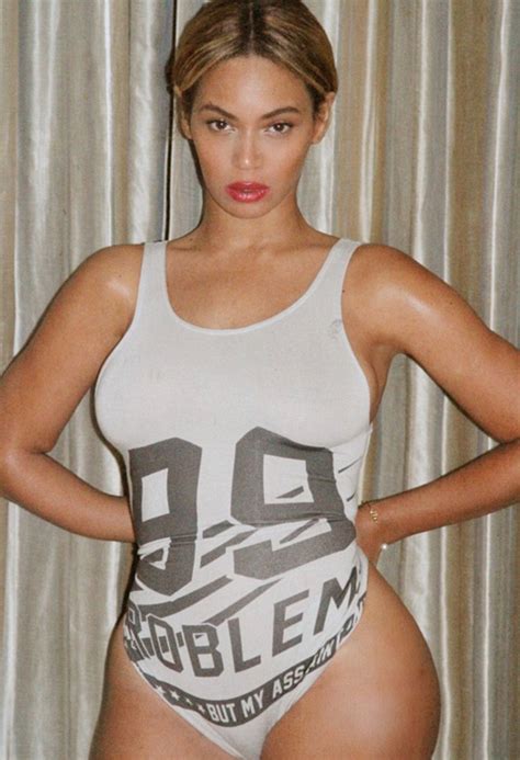 beyonce pays tribute to jay z in risqué tumblr photo her ie