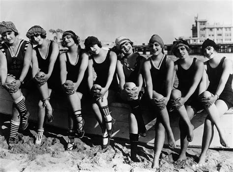 these bathing beauties had the sexiest knees in america